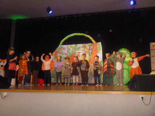 Grafika #0: Konferencja STOP PRZEMOCY- Przedstawienie  O wiewiórce Łupiskórce 20.11.2017r.