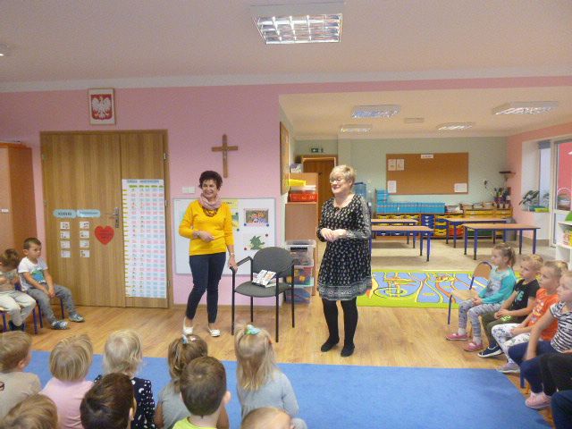 Grafika #0: Bajki, bajeczki czytelnicze spotkanie z P. Ireną Niemiec