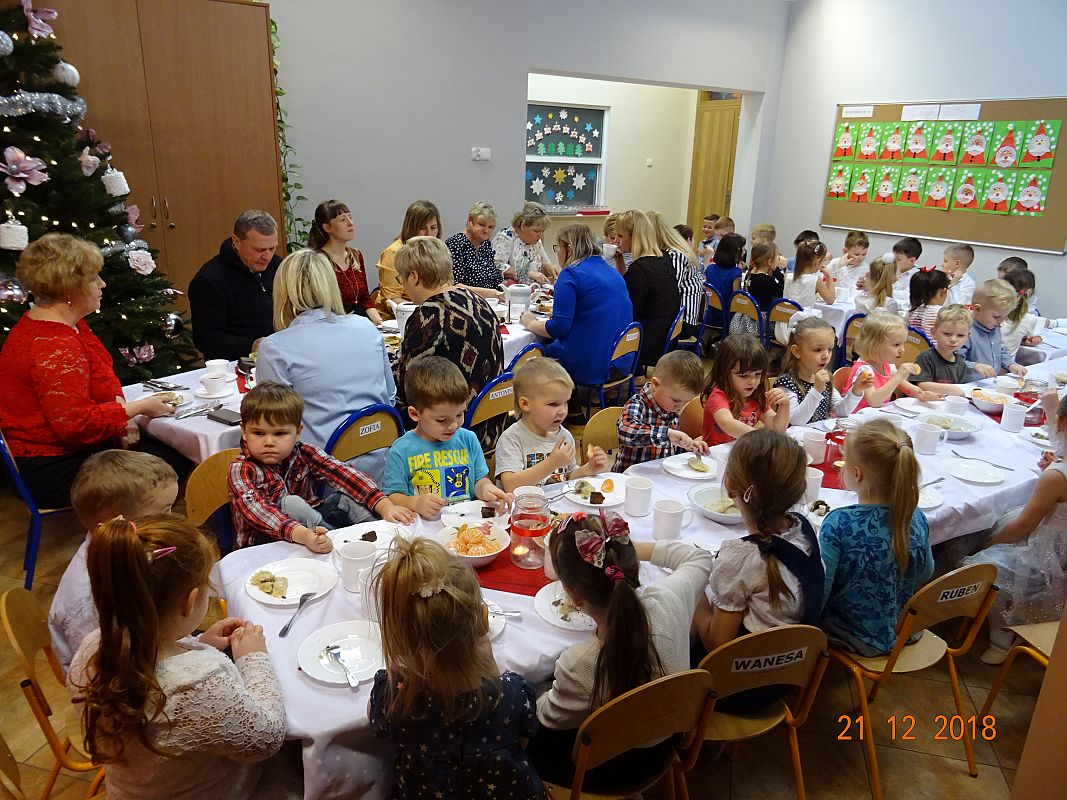 Grafika #0: Wigilia w przedszkolu