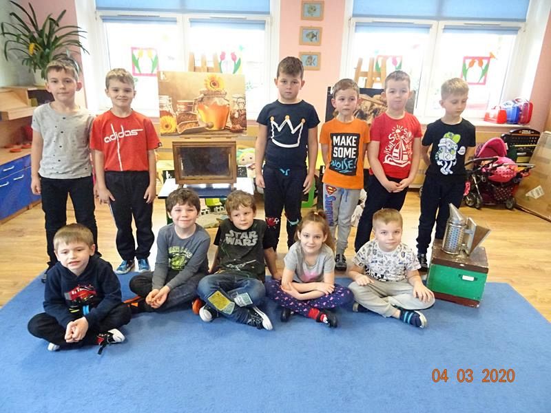 Grafika #0: Warsztaty pszczelarskie