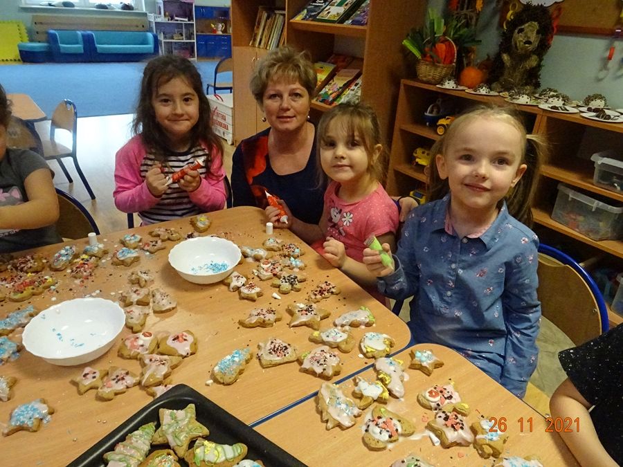 Grafika #0: Dekorujemy świąteczne pierniki