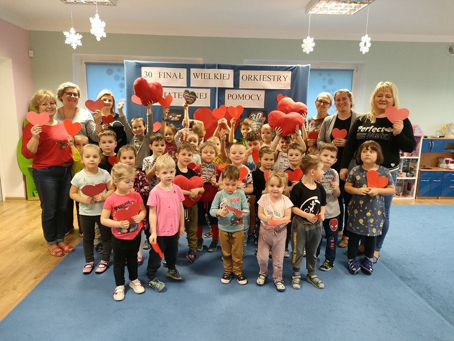 Grafika #0: Przedszkolaki grają dla Wielkiej Orkiestry Świątecznej Pomocy