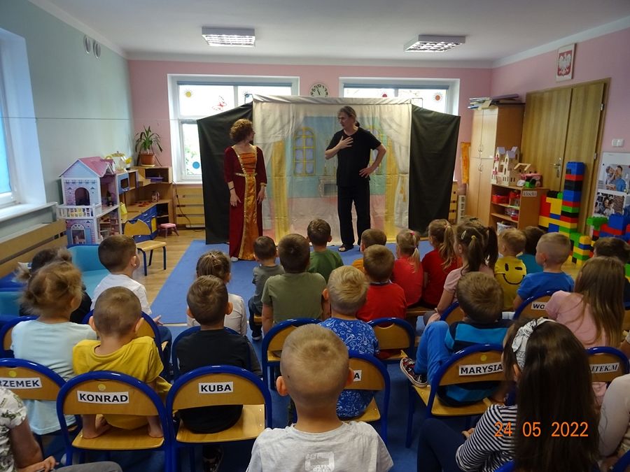 Grafika #0: Przedstawienie teatralne O rycerzu co księżniczkę ratował