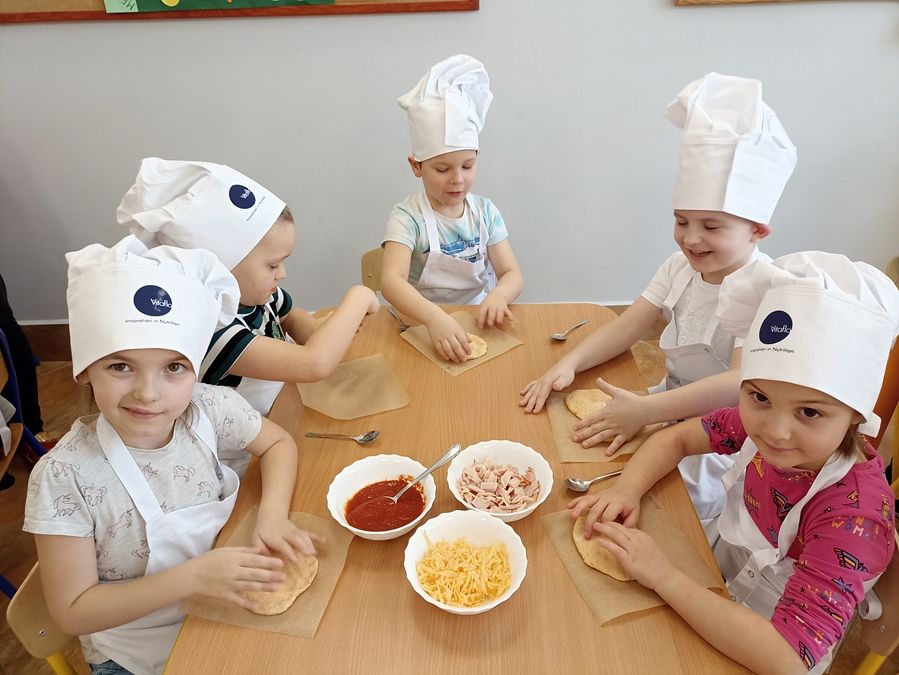 Grafika #0: Międzynarodowy Dzień Pizzy w przedszkolu