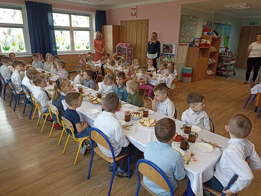 Grafika #0: Śniadanie Wielkanocne