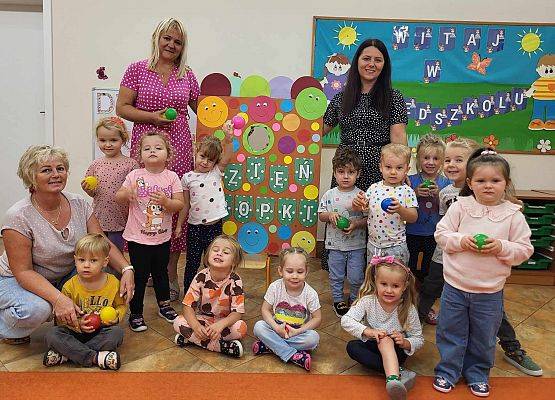 Międzynarodowy Dzień Kropki grafika