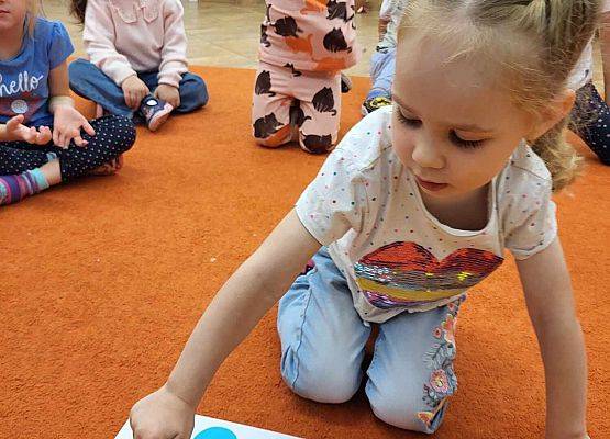 Międzynarodowy Dzień Kropki grafika