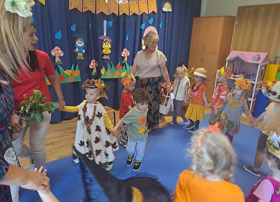 Grafika 6: Bal jesienny