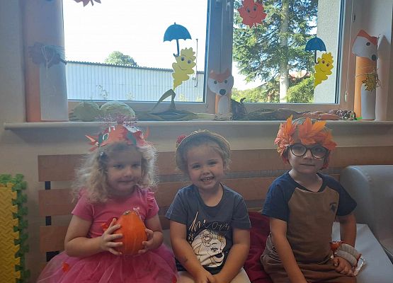 Grafika 11: Bal jesienny