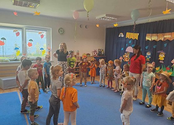 Grafika 14: Bal jesienny