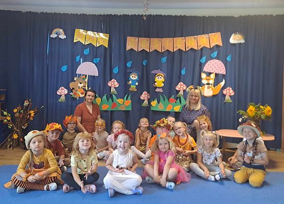 Grafika 26: Bal jesienny