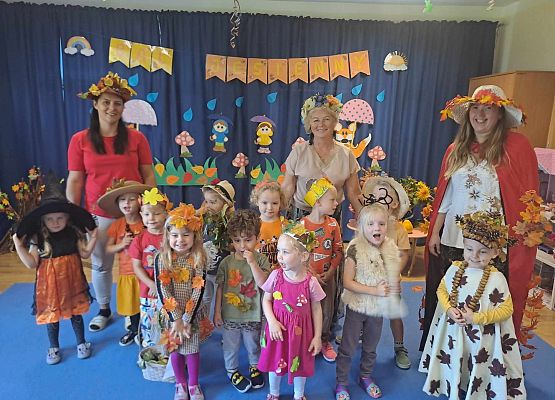 Grafika 38: Bal jesienny