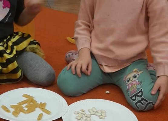 Międzynarodowy Dzień Postaci z Bajek grafika