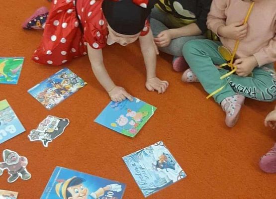 Międzynarodowy Dzień Postaci z Bajek grafika