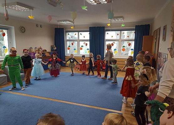 Międzynarodowy Dzień Postaci z Bajek grafika