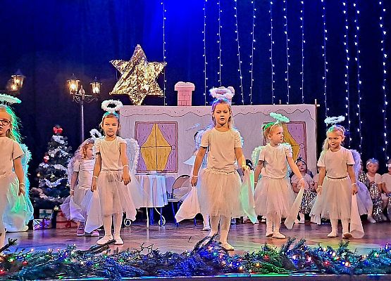 Występ świąteczny grafika