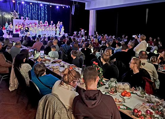 Występ świąteczny grafika