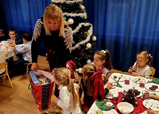 Wigilia w przedszkolu grafika