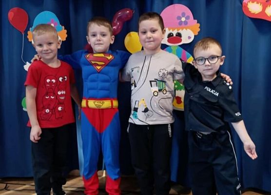 Bal karnawałowy grafika