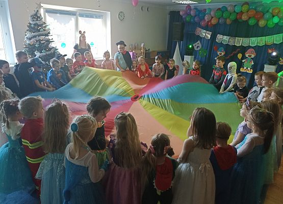 Bal karnawałowy grafika