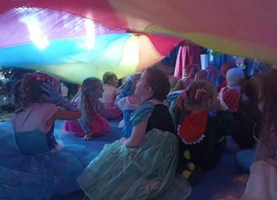 Bal karnawałowy grafika