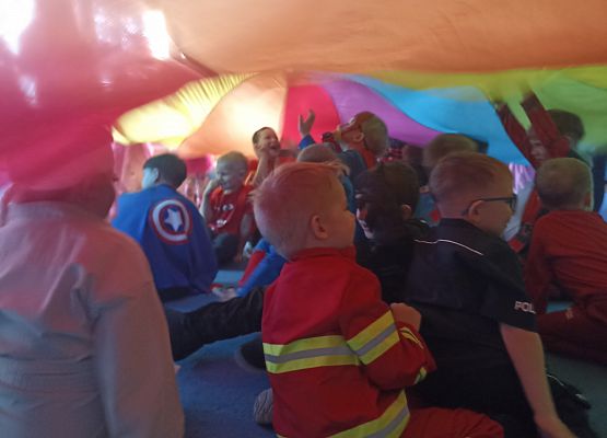 Bal karnawałowy grafika