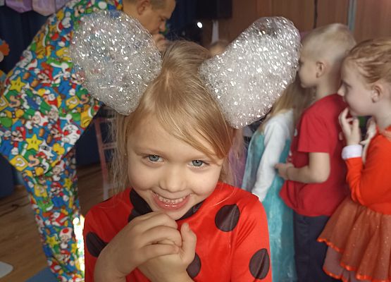 Bal karnawałowy grafika