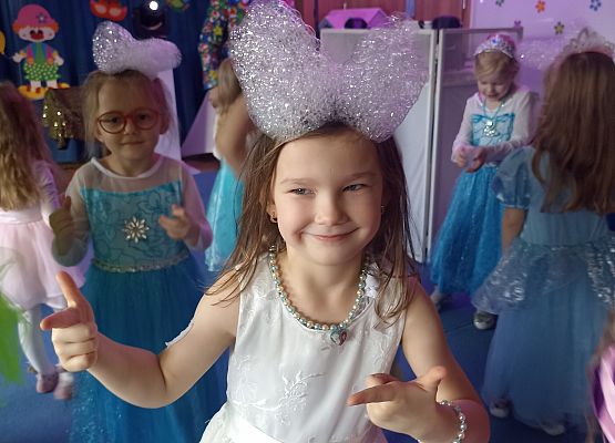 Bal karnawałowy grafika