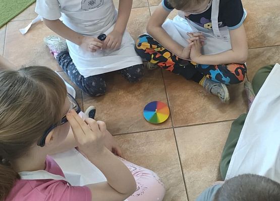 Eksperymenty w grupie Sowy grafika