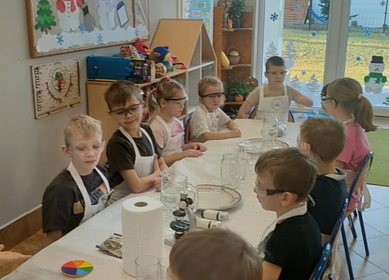 Eksperymenty w grupie Sowy grafika