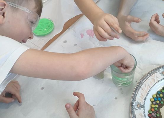 Eksperymenty w grupie Sowy grafika