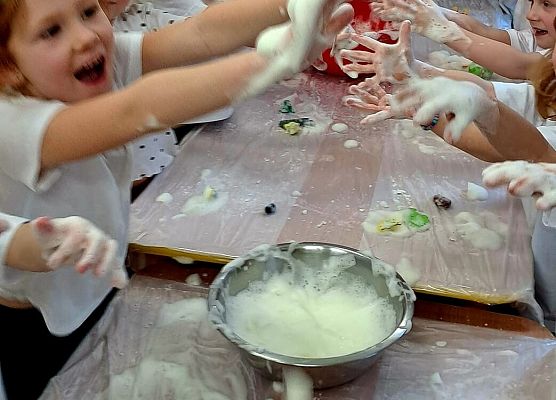 Zajęcia sensoryczne "W krainie pingwinów" grafika