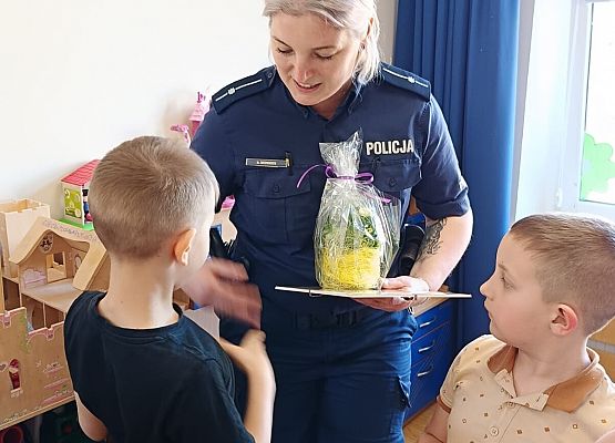 Spotkanie z policjantami grafika