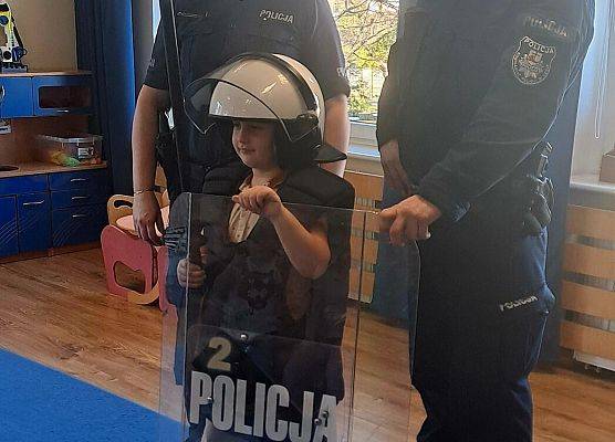 Spotkanie z policjantami grafika