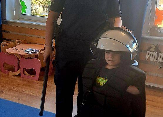 Spotkanie z policjantami grafika