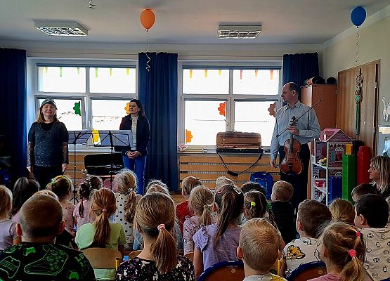 "W ogrodzie Pani Muzyki" grafika