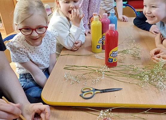 Prace w kącikach przyrody grafika
