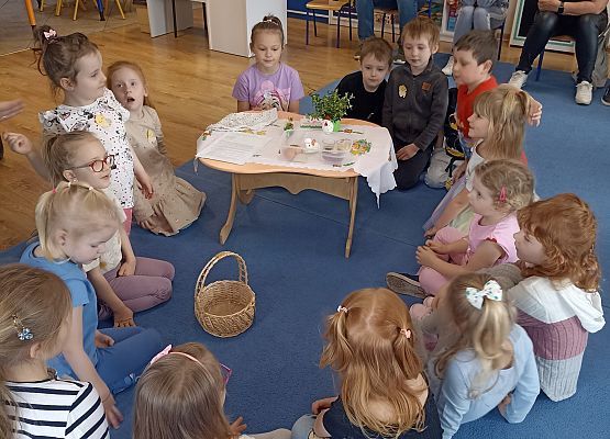 Wielkanocne kodowanie na dywanie - zajęcia otwarte (gr. Rybki) grafika