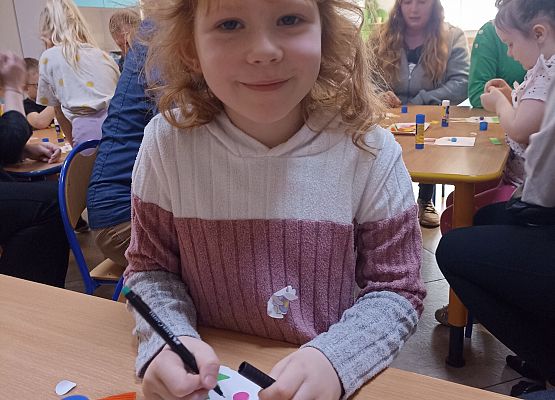 Wielkanocne kodowanie na dywanie - zajęcia otwarte (gr. Rybki) grafika