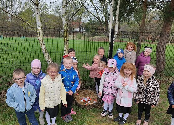 Grafika 3: Śniadanie wielkanocne