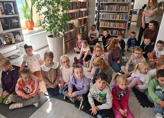 Dzień Bibliotekarza grafika