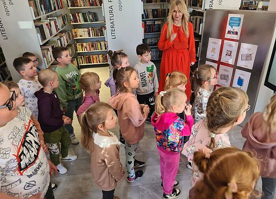 Dzień Bibliotekarza grafika