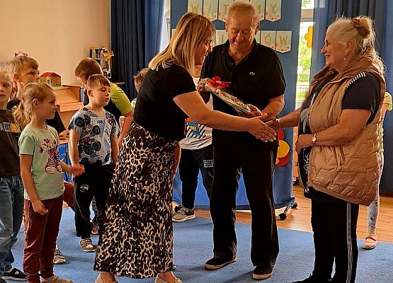 Spotkanie z seniorami grafika