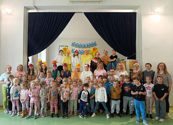 Przedstawienie "Brzydkie kaczątko" grafika