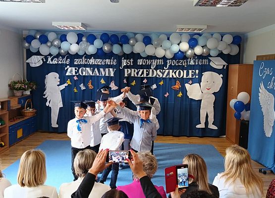 Zakończenie roku przedszkolnego grafika