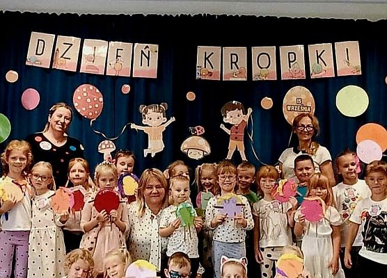 Dzień Kropki grafika