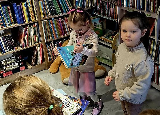 Grafika 12: Wizyta w bibliotece