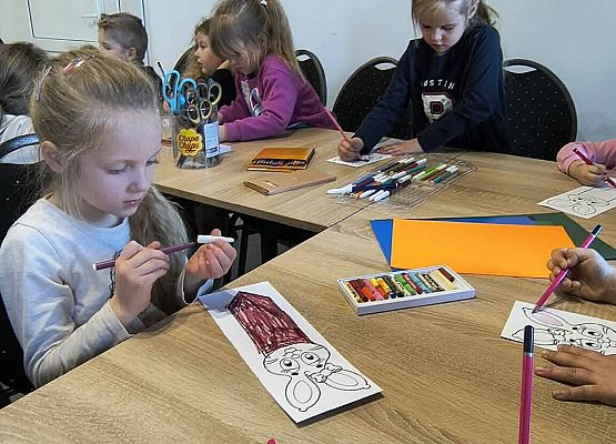 Grafika 18: Wizyta w bibliotece