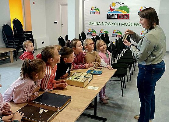 Tydzień Bibliotek grafika