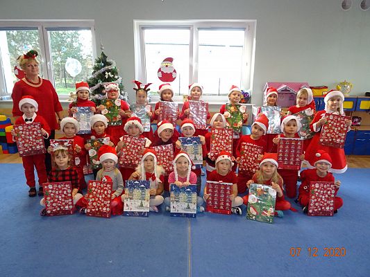 Grafika #1: Mikołajki